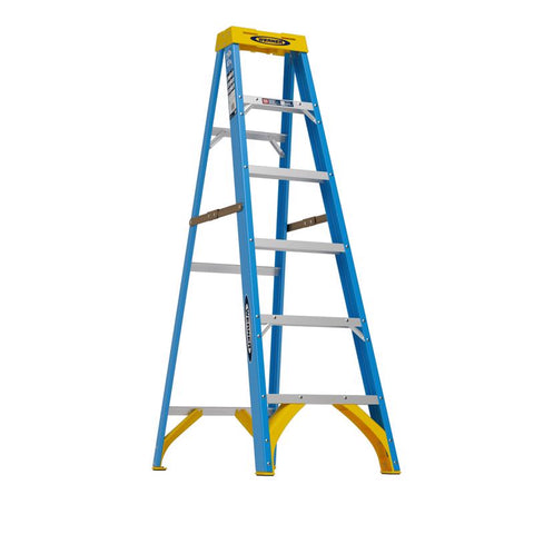 Werner 6 ft. H Fiberglass Step Ladder Type I 250 lb. cap.