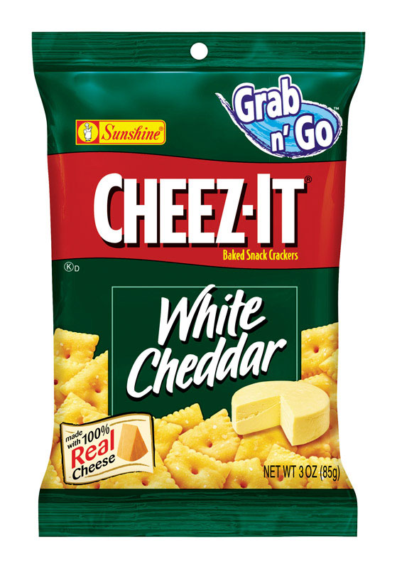 Cheez-It White Cheddar Crackers 3 oz Pegged (Pack of 6)