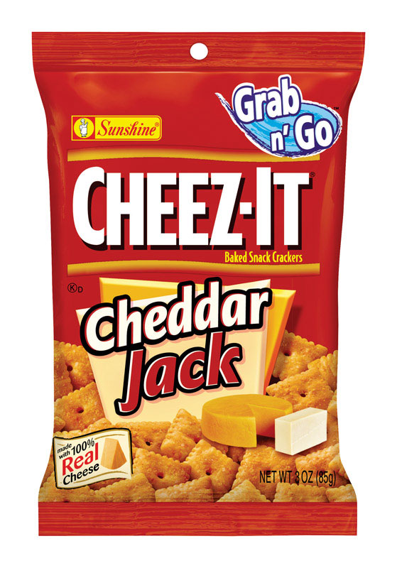 Cheez-It Grab n' Go Cheddar Jack Crackers 3 oz Pegged (Pack of 6)